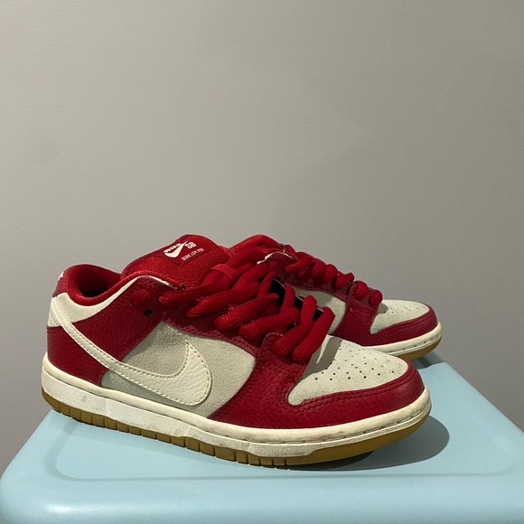 Nike Dunk SB Low Valentine's Day (2015)